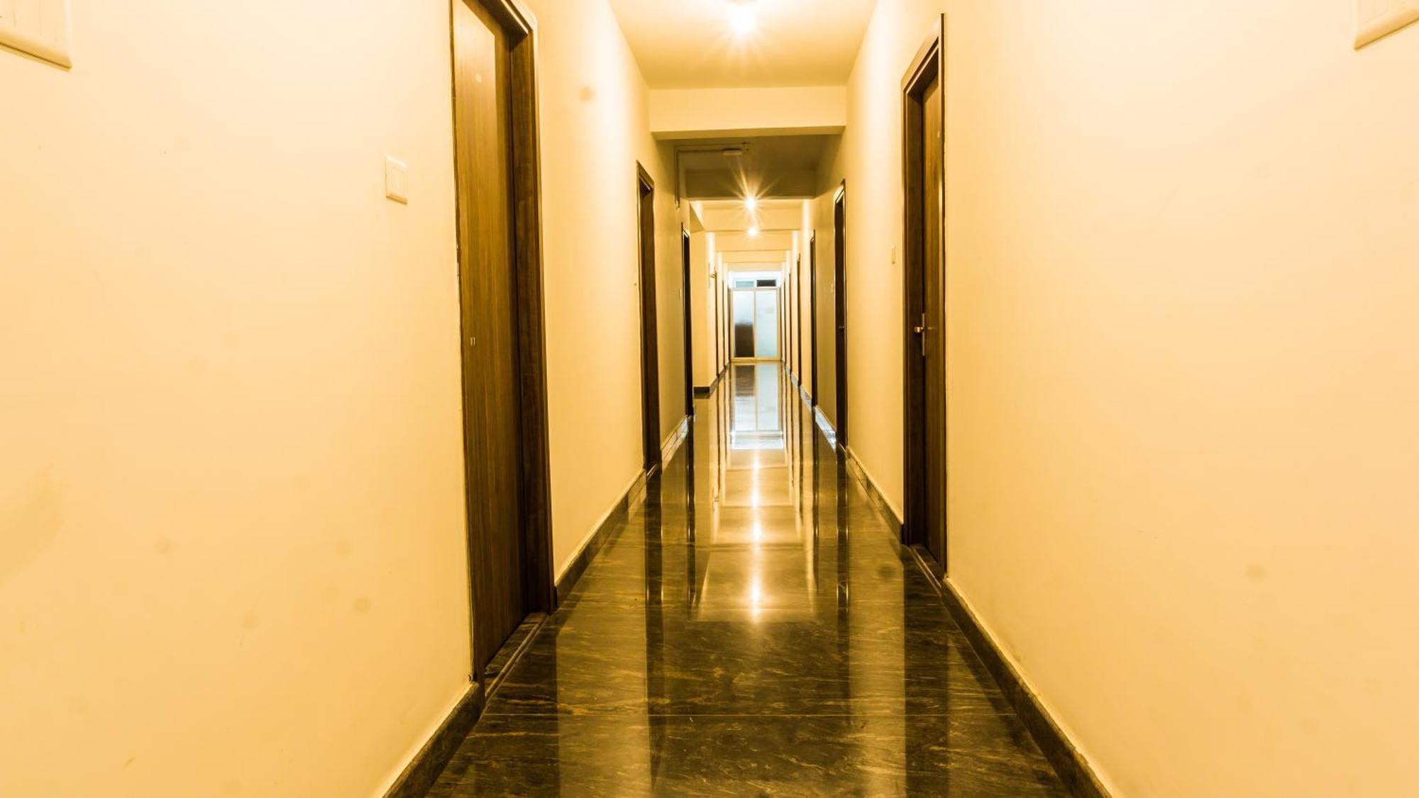 Local Colive Sarjapur Aparthotel Bangalore Bagian luar foto