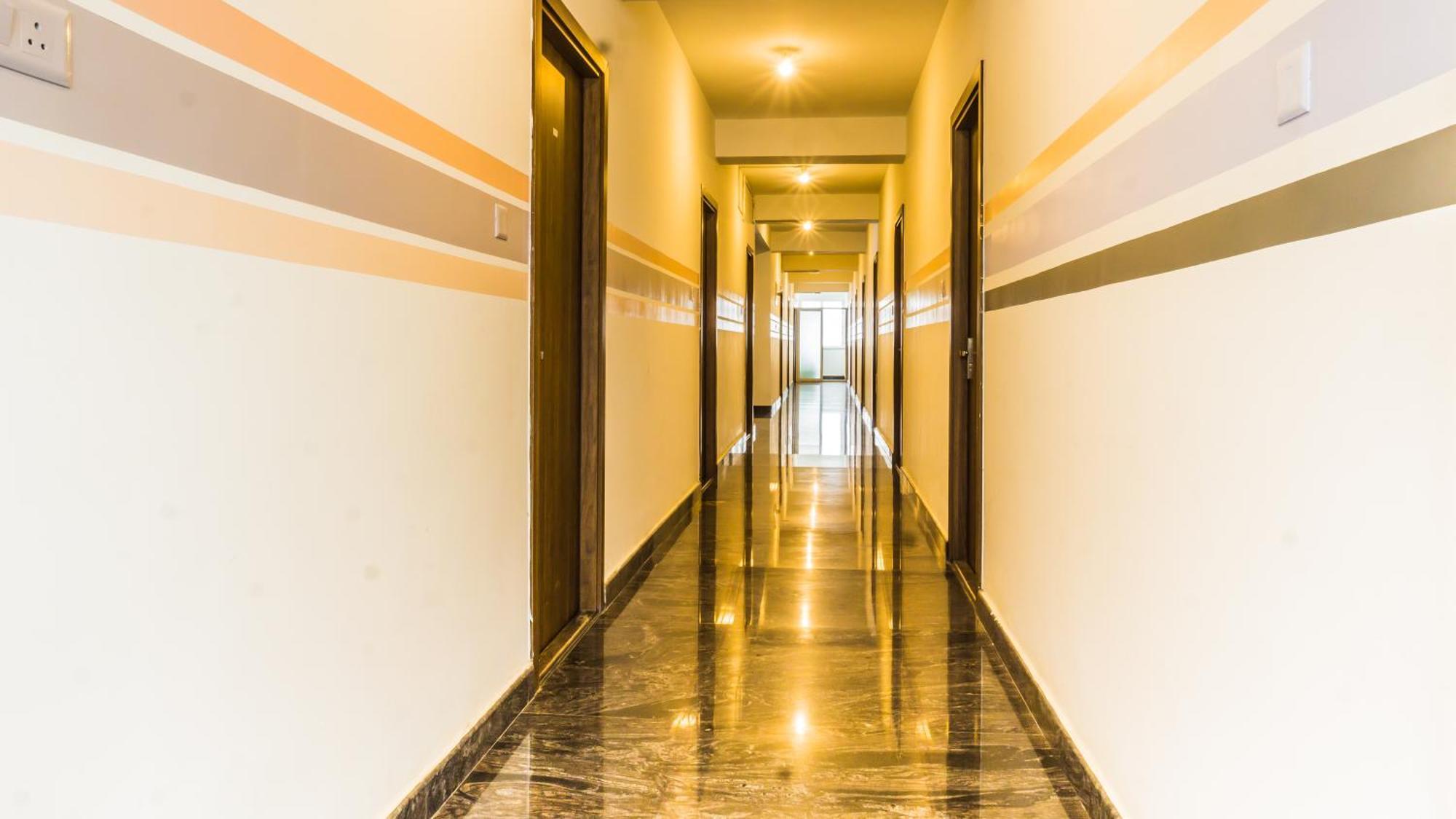 Local Colive Sarjapur Aparthotel Bangalore Bagian luar foto